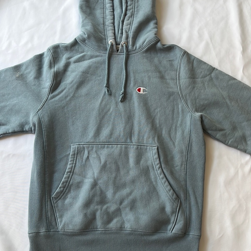 Champion Women’s Hoodie Size Small